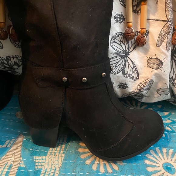 Kisses by Two Lips Luna Knee High Boots - Picture 5 of 6